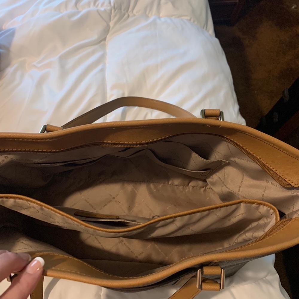 MK Tote